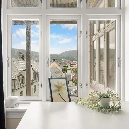 Bb I 4 Spacious Bedrooms In Centre Apartment Bergen