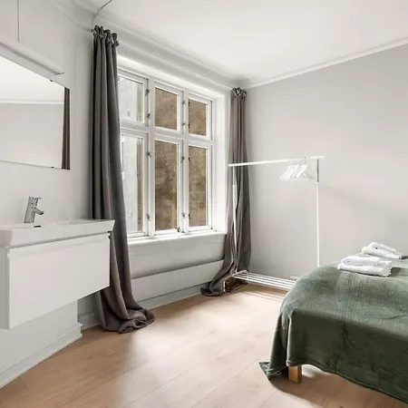 Bb I 4 Spacious Bedrooms In Centre Appartement
